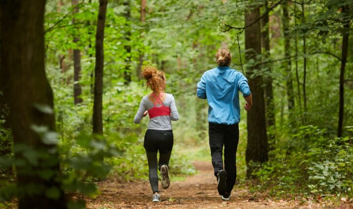 Bieganie w lesie – 8 praktycznych wskazówek