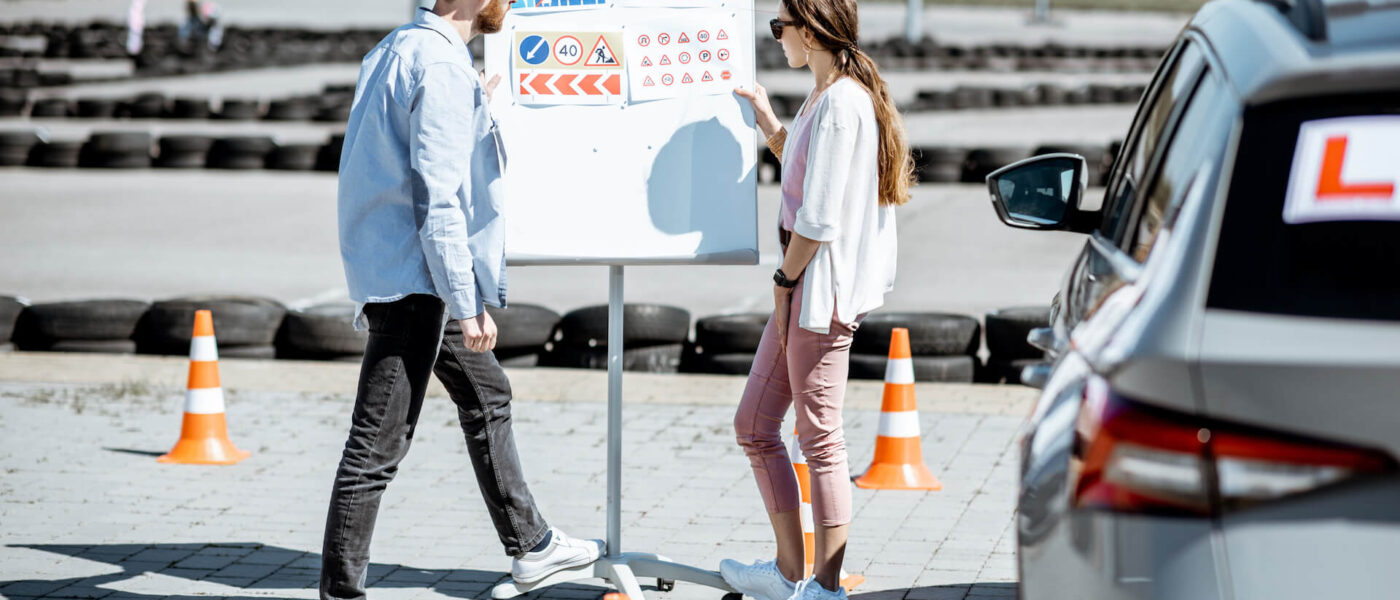 Wczasy z prawem jazdy – opinie i najważniejsze informacje o kursie